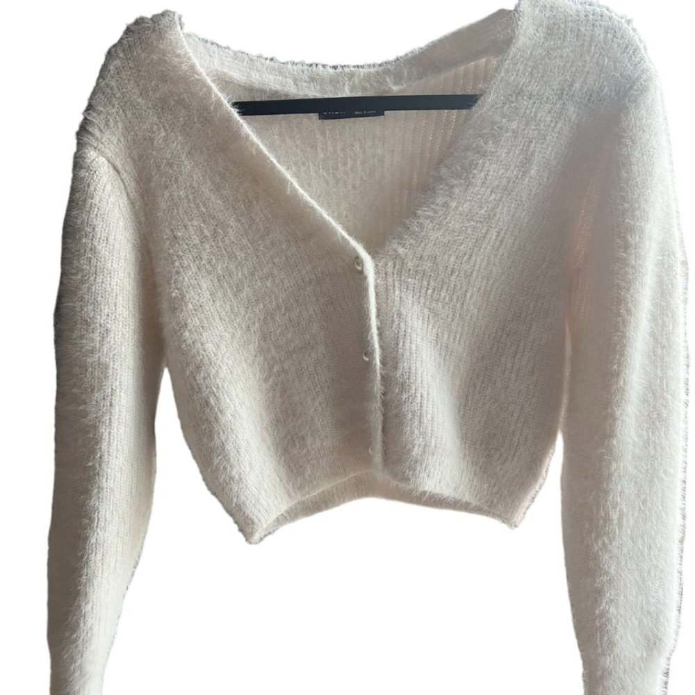 *NWOT* Pearl Button Up Fuzzy Cardigan - Picture 2 of 4